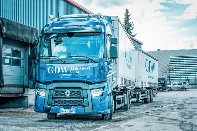 Wechselbrücken- und Satteltrucking